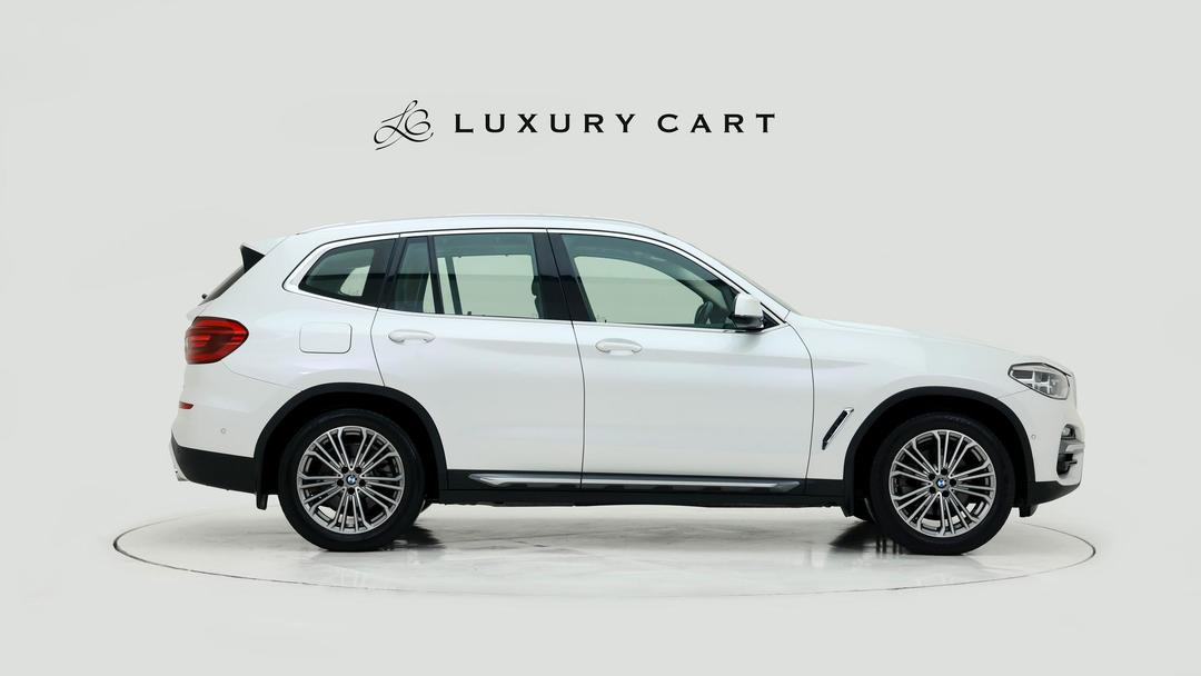 BMW X3 xDrive 30i Luxury Line